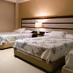 Infinity Suites Habitacion Triple